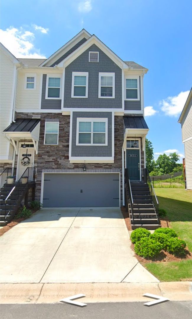 Kennesaw Townhome: 2611 Hedgeway Cir