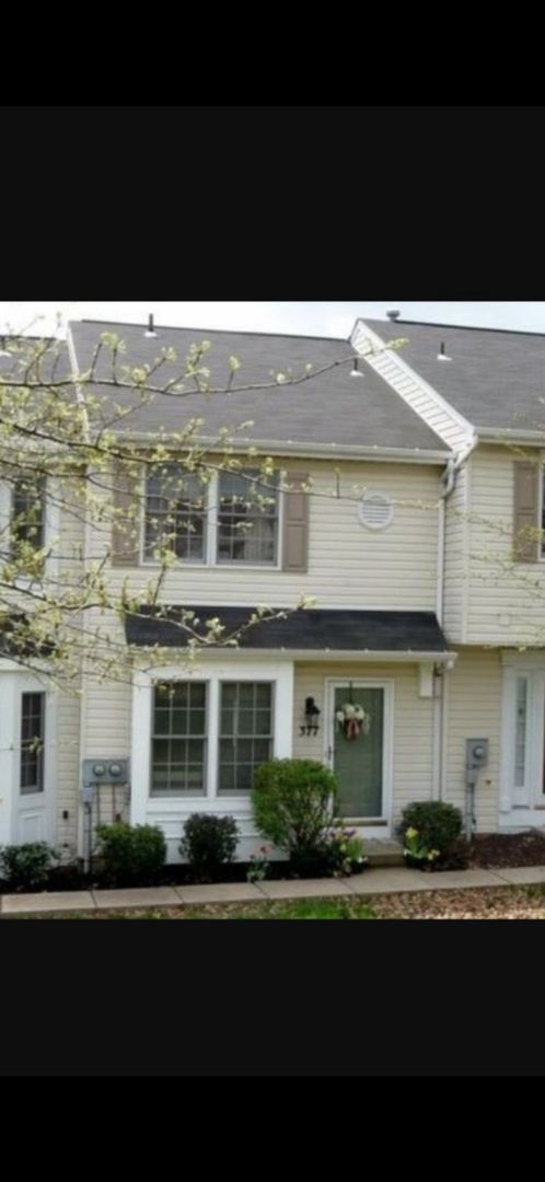 Bridgeville House: 383 Jubilee Dr