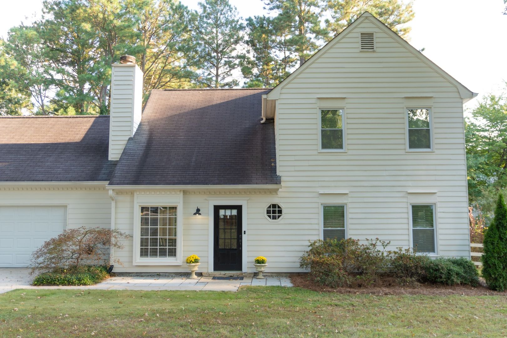 Alpharetta House: 1088 Colony Dr