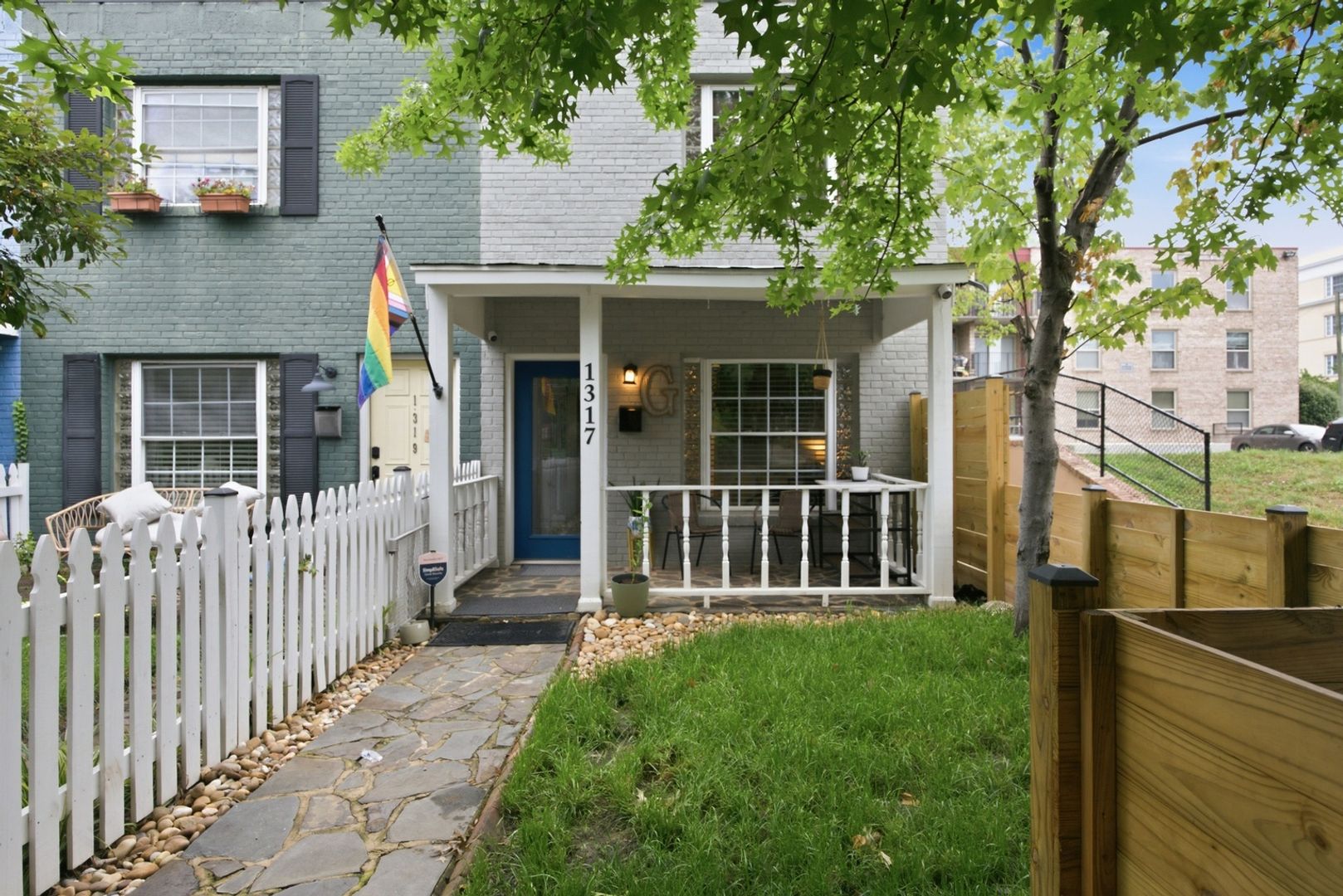Alexandria Townhome: 1317 Pendleton St