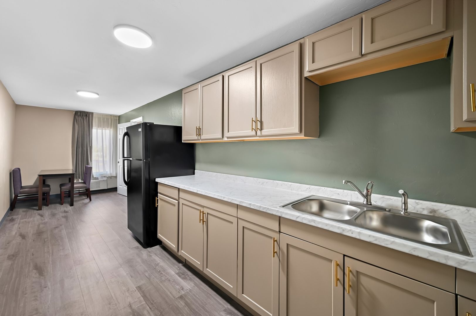 Fort Myers Condo: 4760 S Cleveland Ave