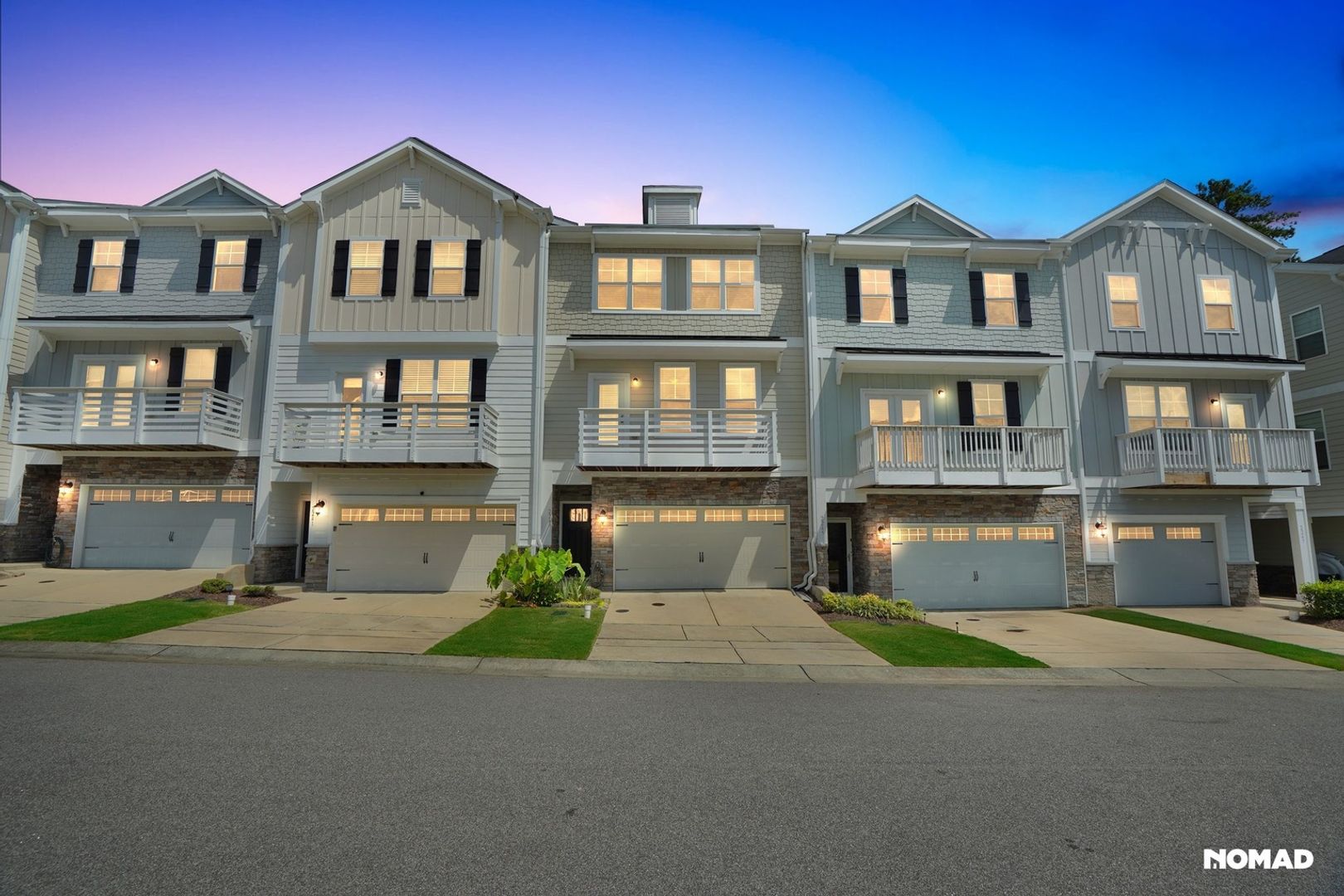 Apex House: 2243 Chattering Lory Ln