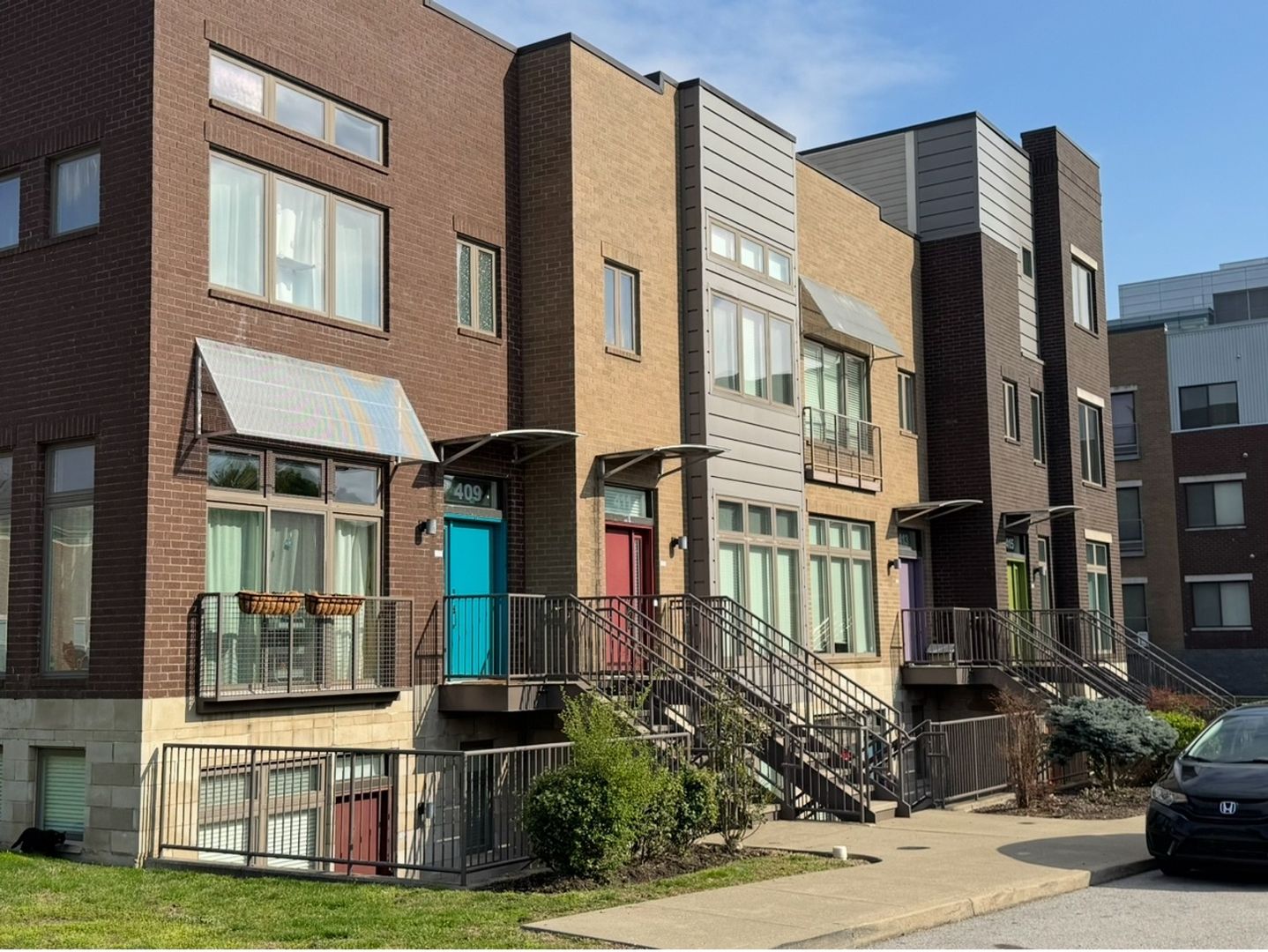Louisville Condo: 413 Hancock Green Pl