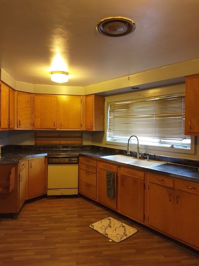 Buffalo Townhome: 36 Davidson Ave