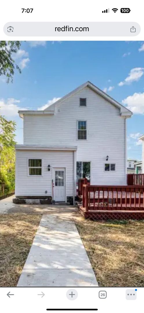 Mechanicsburg House: 127 E Simpson St