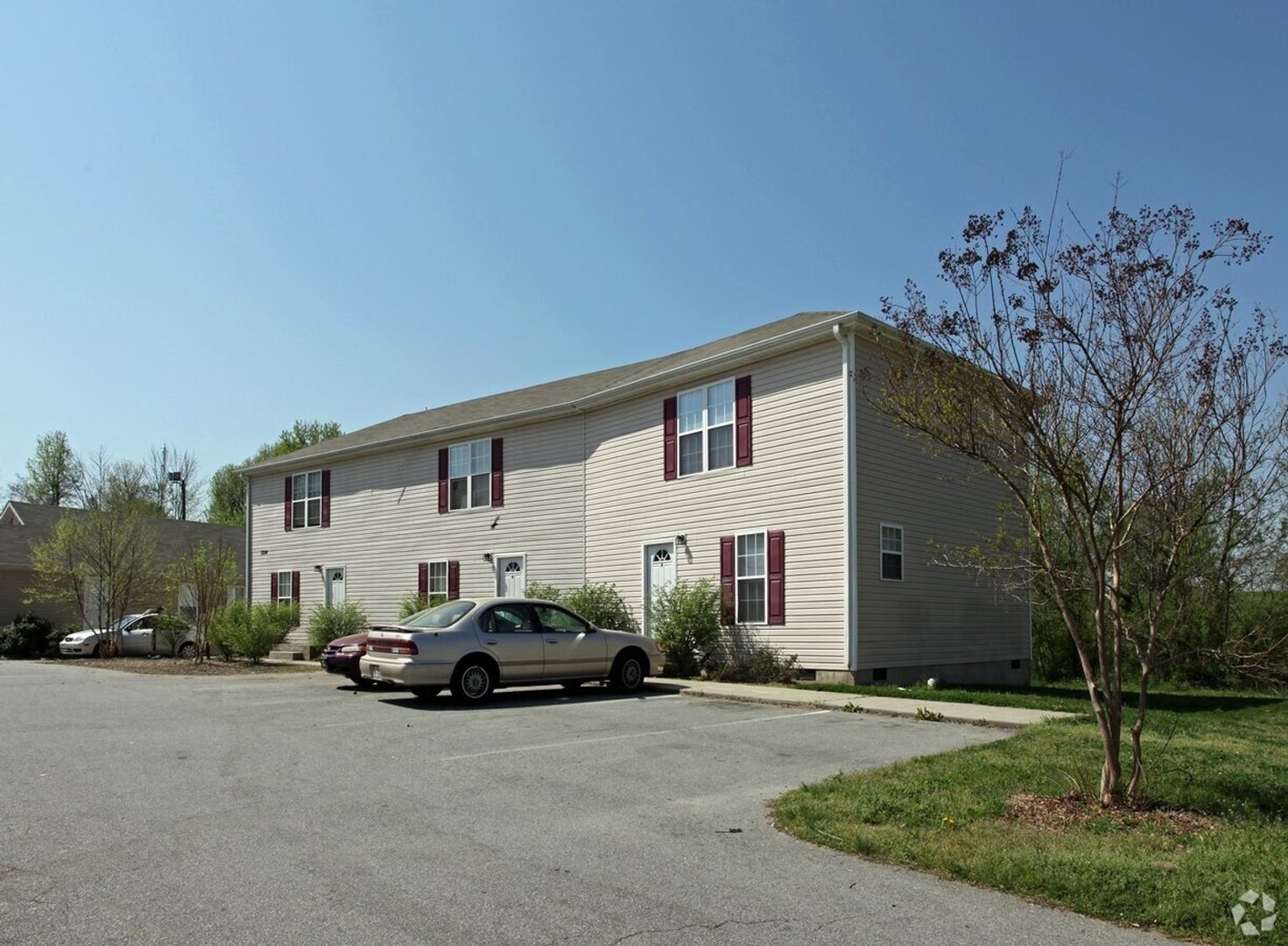 Greensboro House: 3302 Beck St