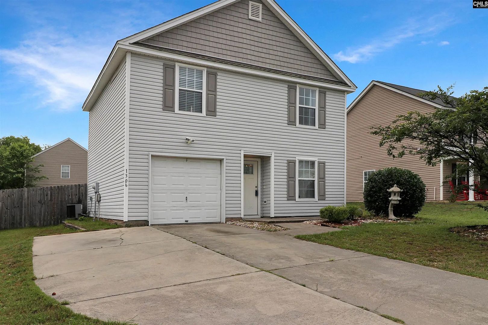 Columbia House: 1306 Waverly Pl Dr