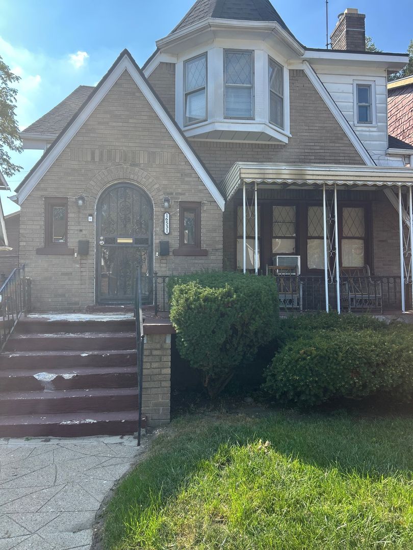 Detroit Townhome: 16531 Kentucky St