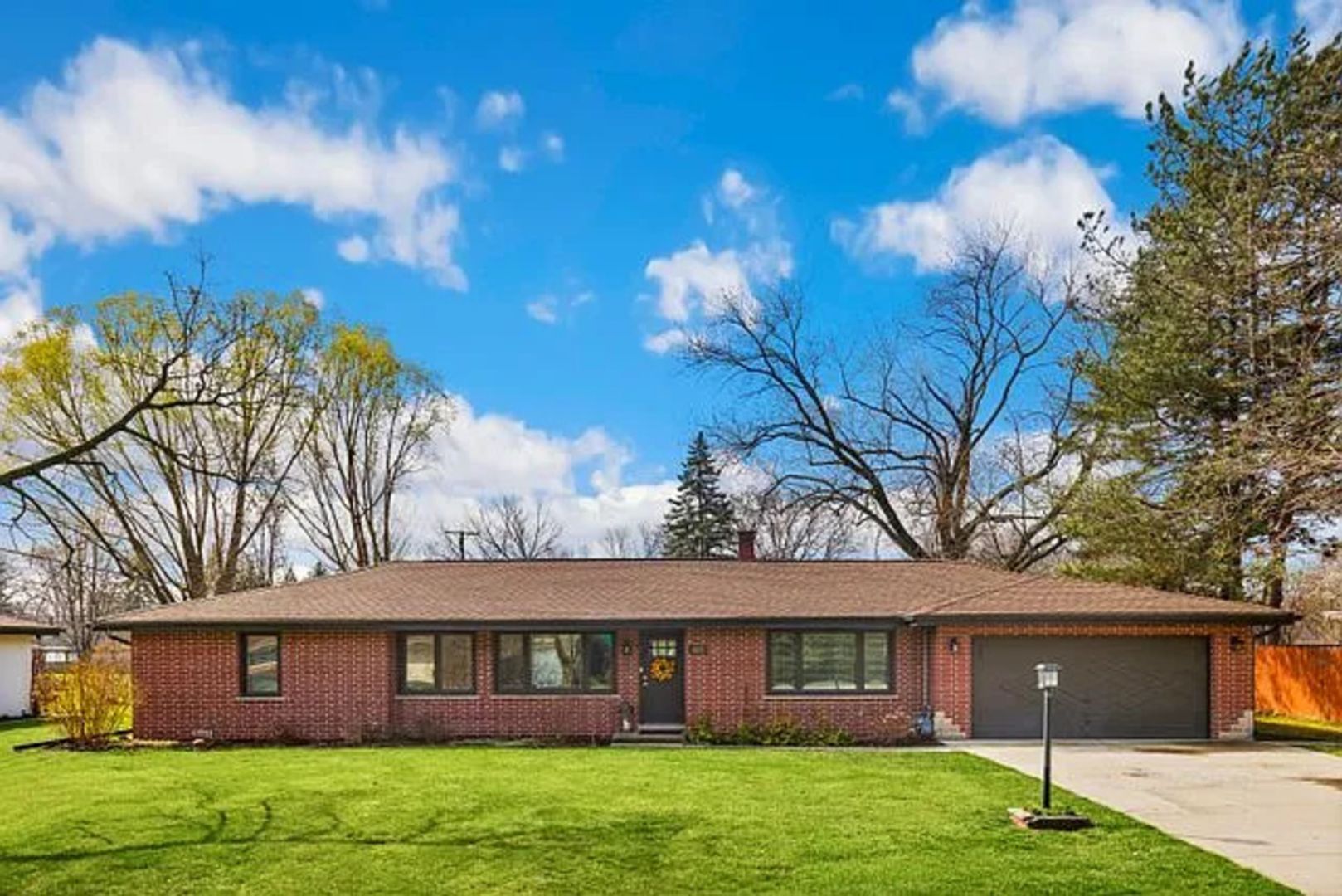 Prospect Heights House: 803 Rose Ave