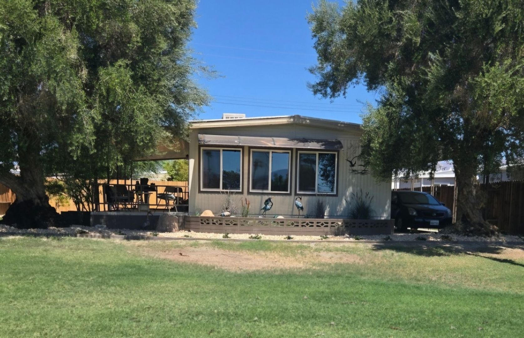 Thousand Palms House: 73537 Algonquin Pl