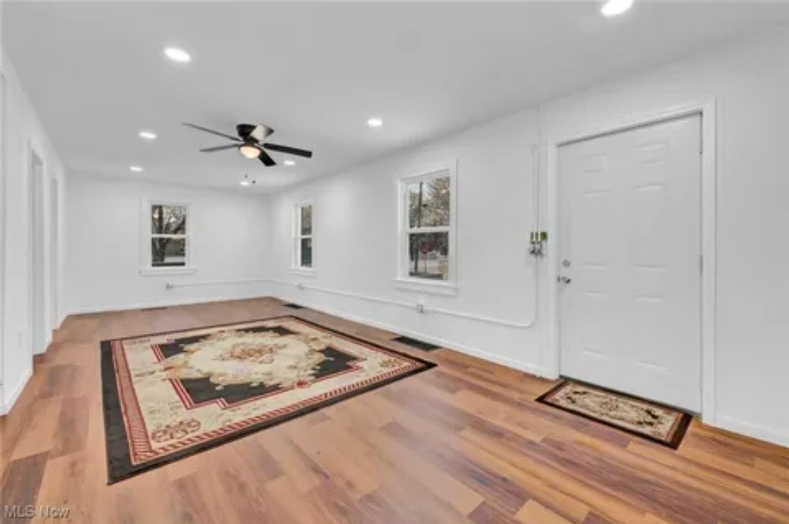 Canton House: 1504 14th St Se