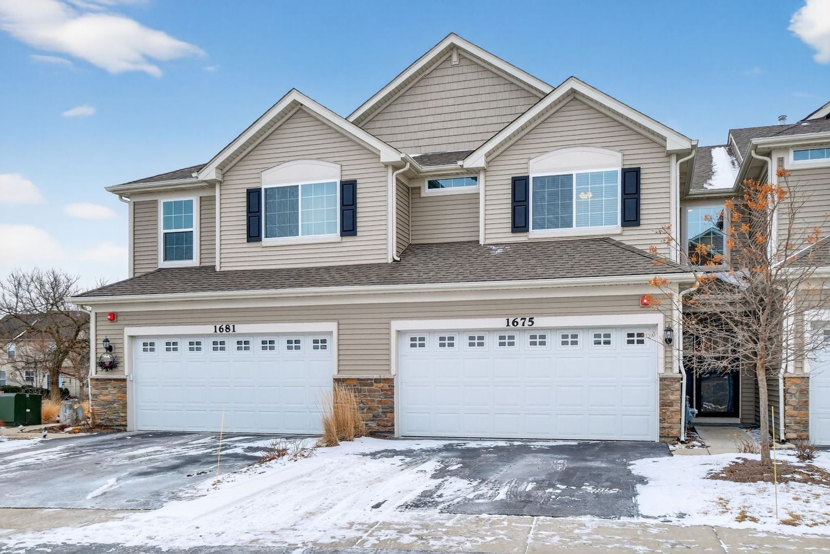 Batavia Townhome: 1675 Kraft Ave