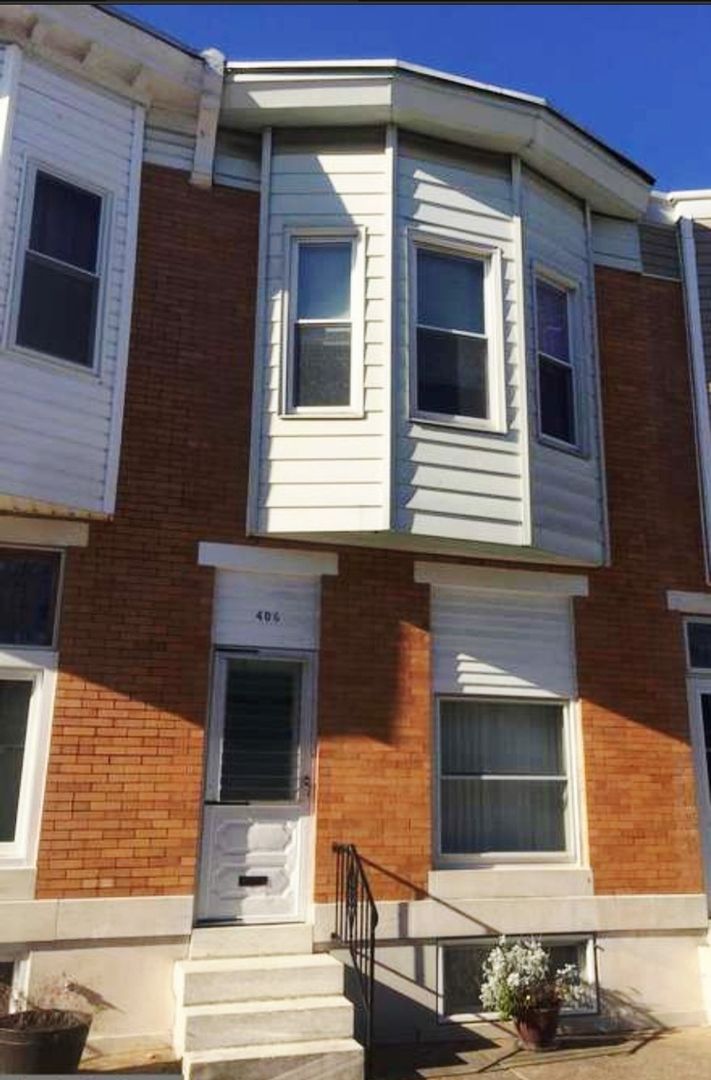 Baltimore House: 406 S Macon St