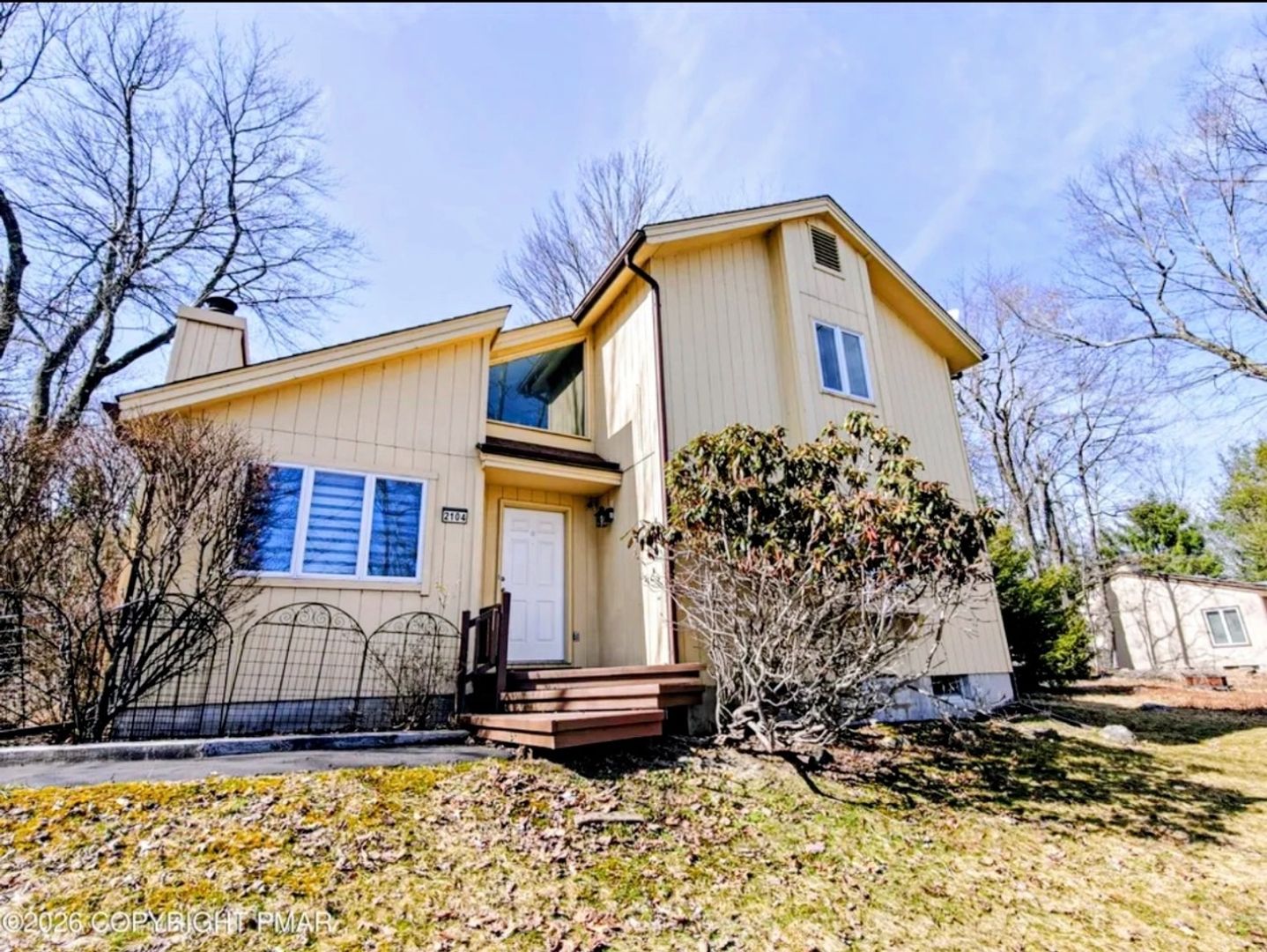 Pocono Summit House: 2104 Vacation Ln
