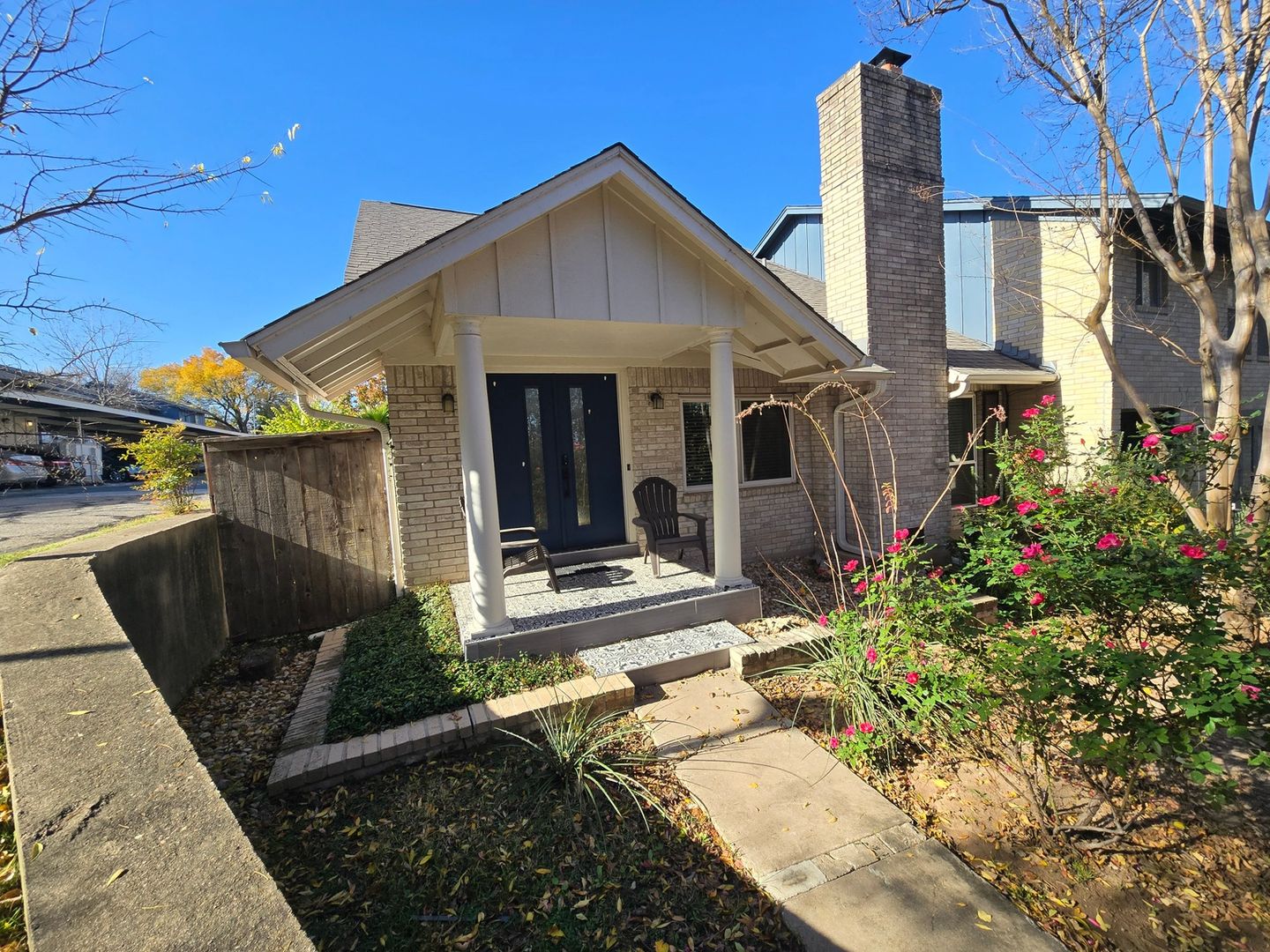 Austin House: 7401 Sordello Dr