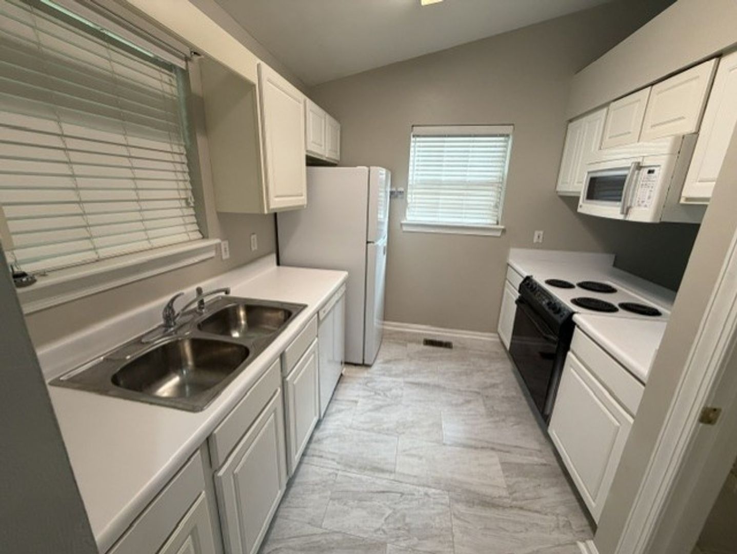 Tallahassee Townhome: 1248 Cross Creek Cir