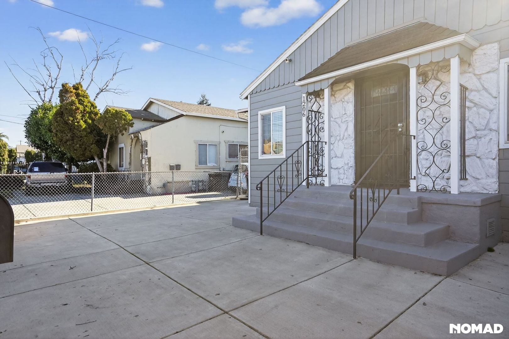 Oakland Townhome: 1206 105th Ave