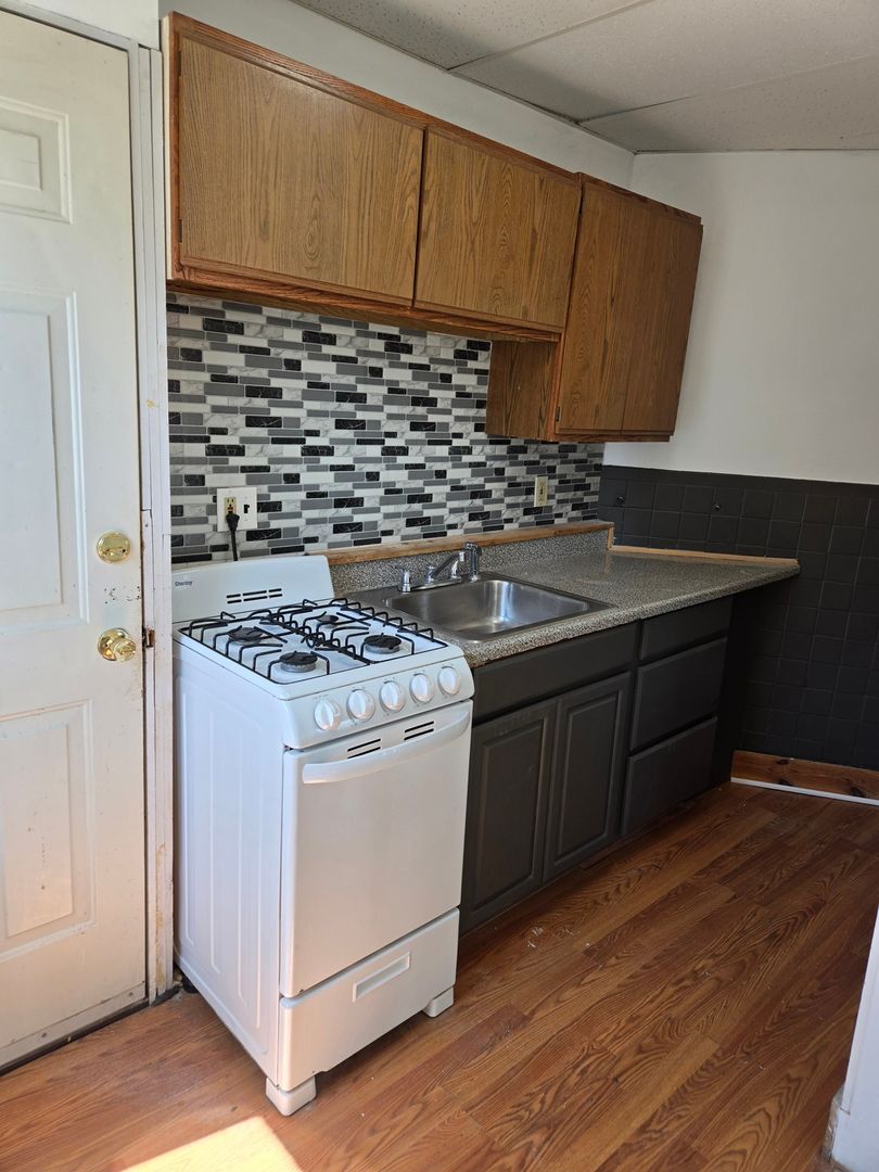 Woonsocket Townhome: 724 N Main St