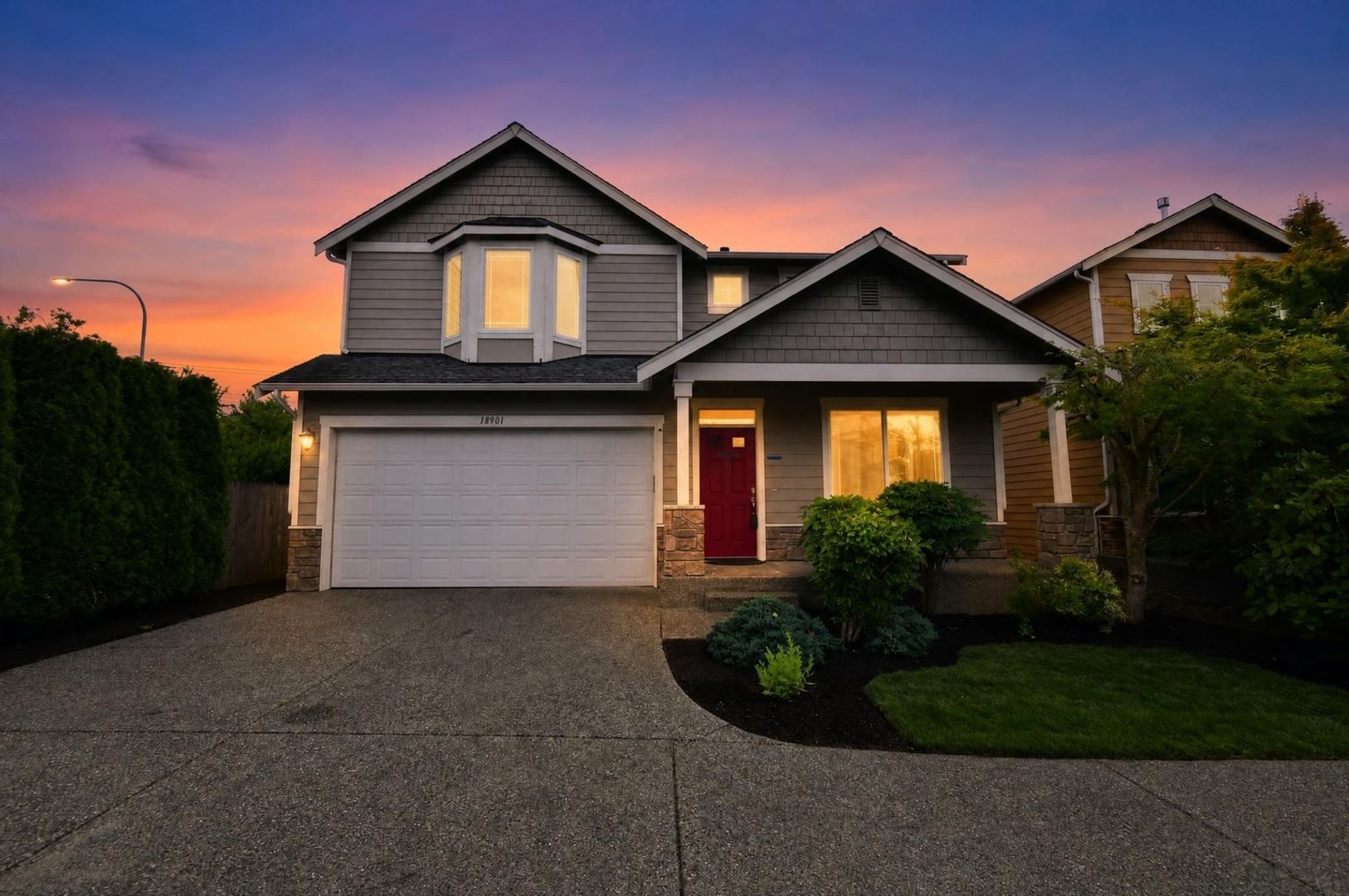 Bothell House: 18901 34th Dr Se