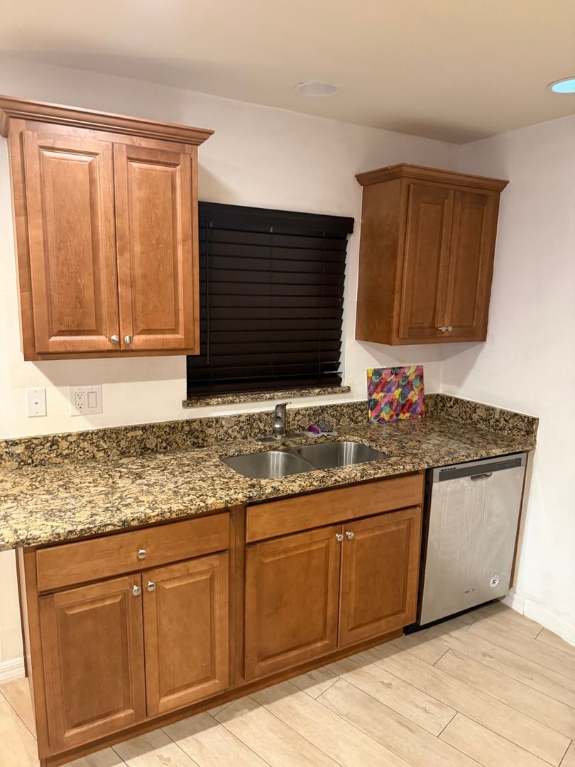 Lehigh Acres House: 502 W 9th St