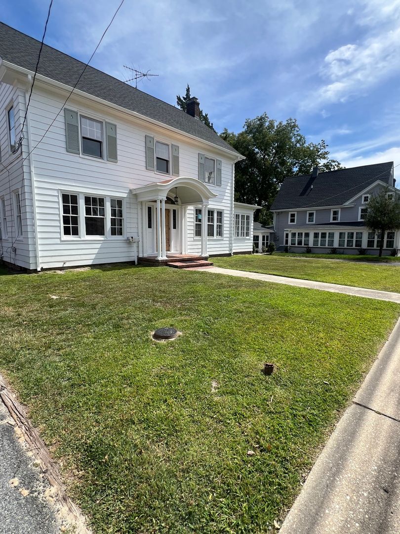 Milton House: 321 Union St
