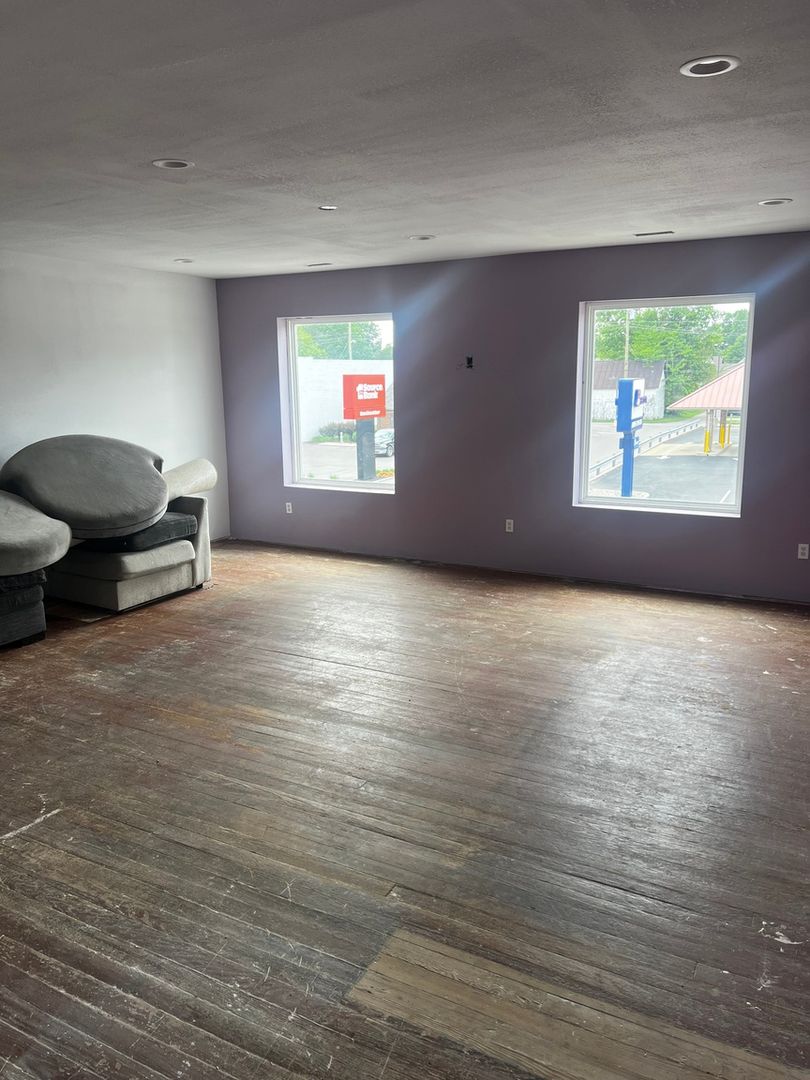 Rochester Townhome: 513 Main St
