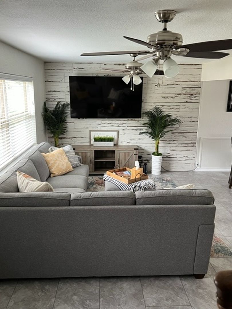 San Antonio Condo: 127 E Silver Sands Dr