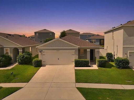 Luxurious 3 bed, 2 bath single family home. – photo 1