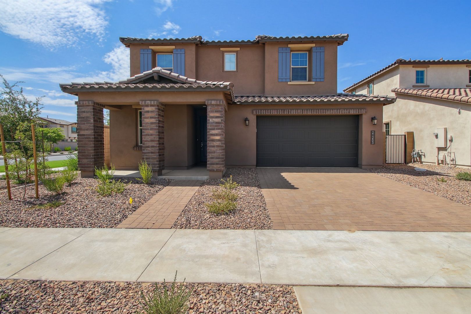 Queen Creek House: 21283 E Swan Dr