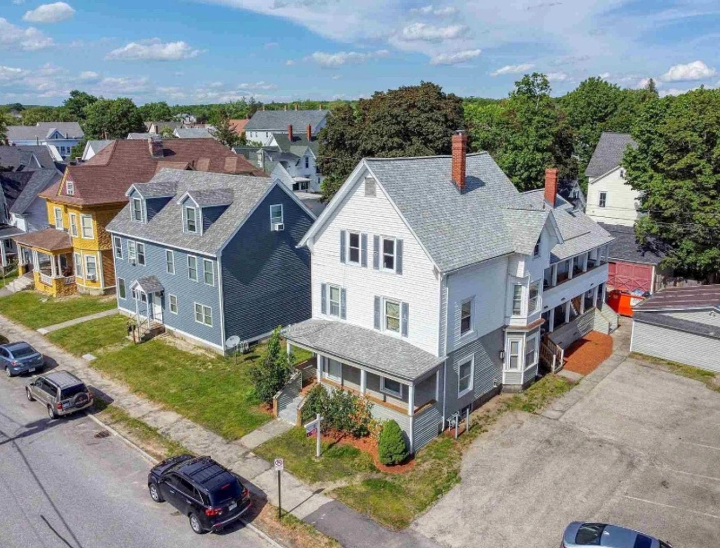 Manchester Townhome: 715 Union St