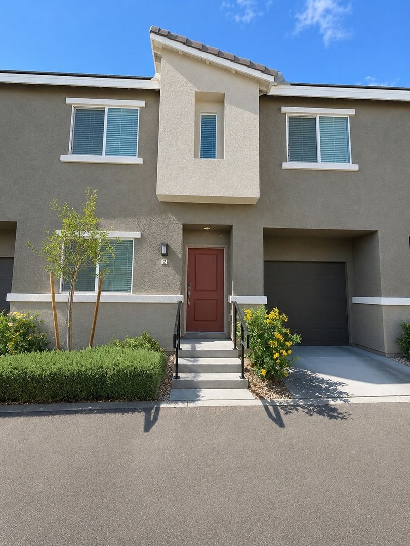 Las Vegas Townhome: 2726 Atomic Tangerine Way