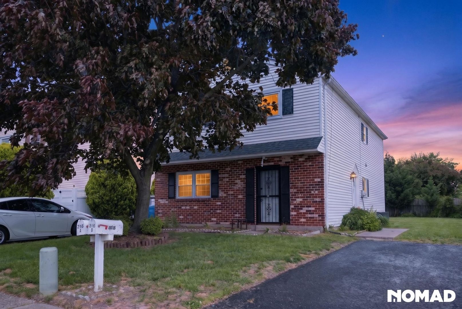 Essington Townhome: 516 Corinthian Ave