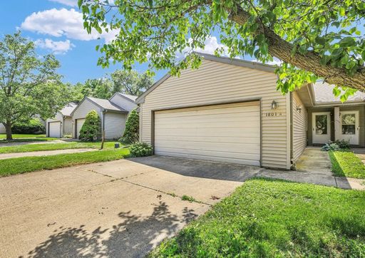 Charming 3BR House in Urbana - Showing starts Sept 5 – photo 1