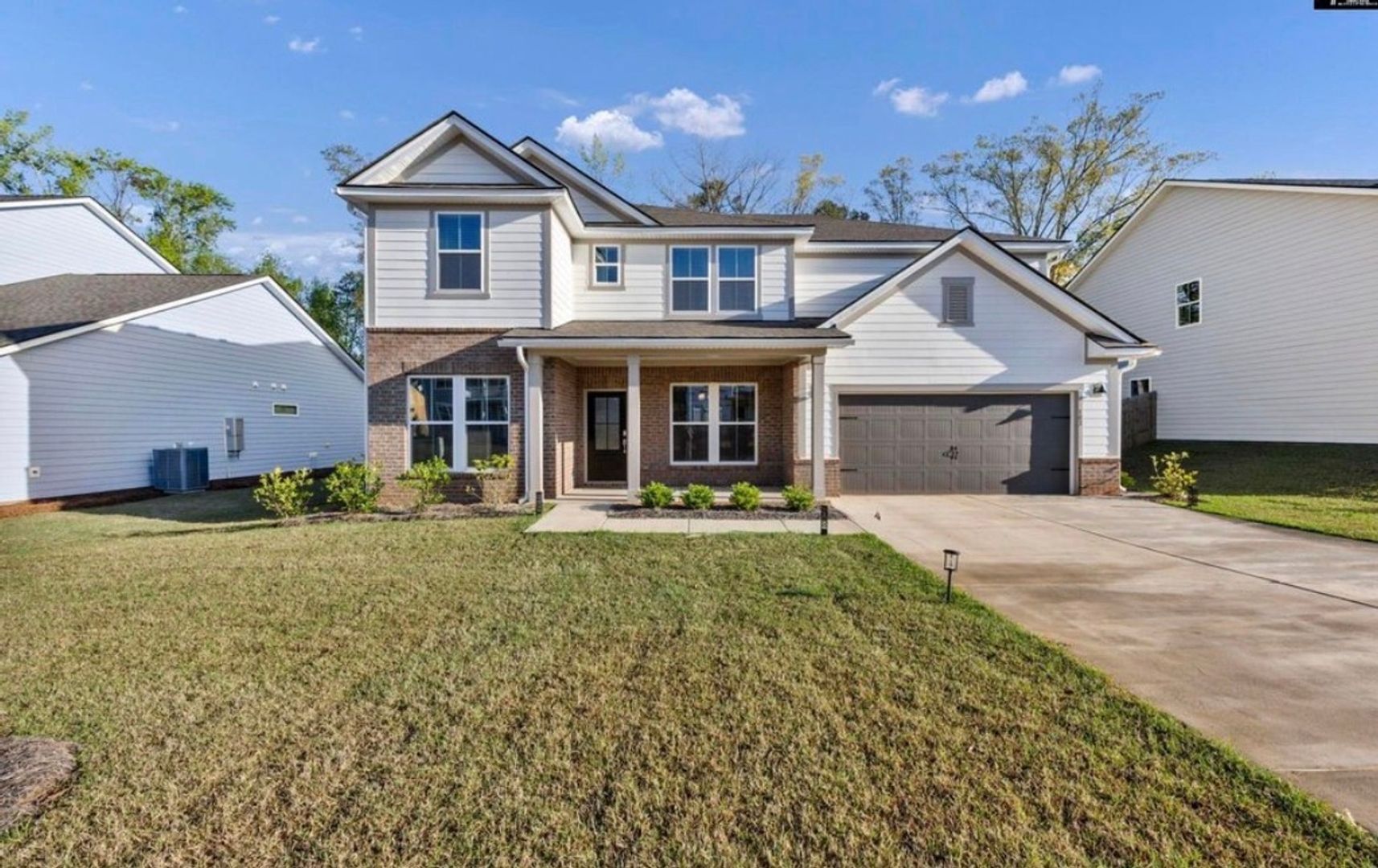 Lexington House: 183 Schneider Ln