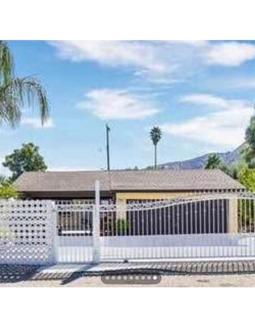 Wildomar House: 33244 Churchill St