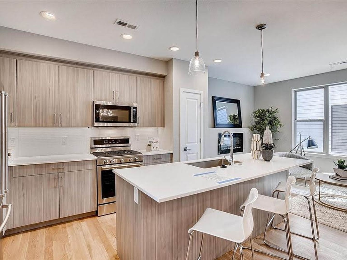 Denver Townhome: 90 Galapago St