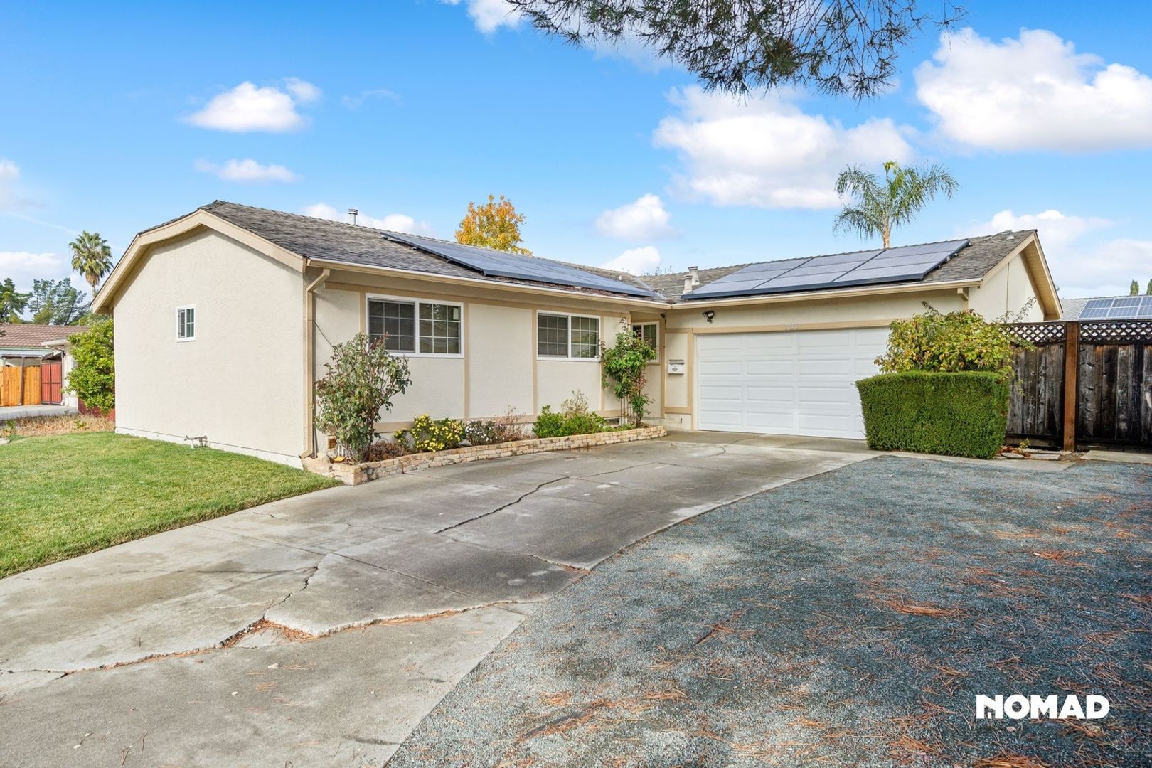 Livermore House: 5450 Scenic Ave