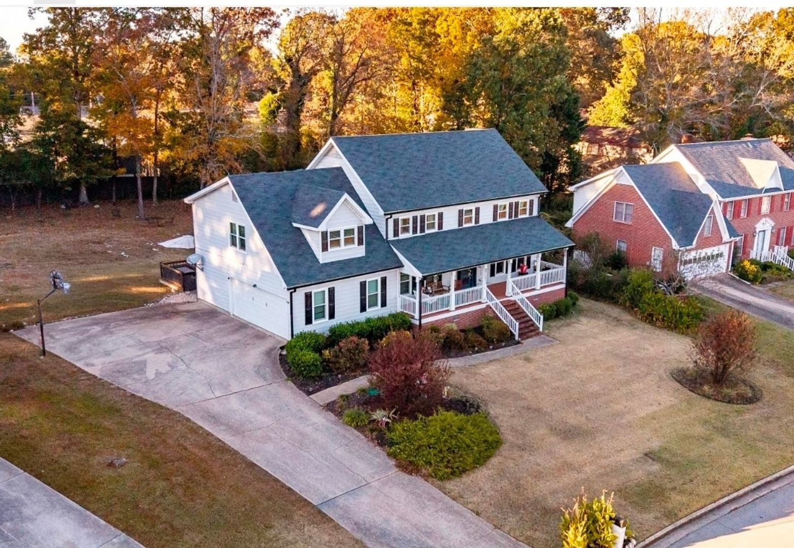 Lilburn House: 2599 Hickory Cv Sw
