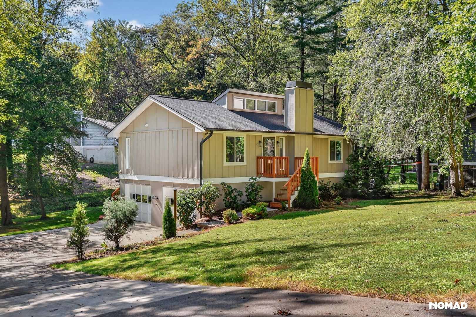 Fletcher House: 10 New Bern Dr