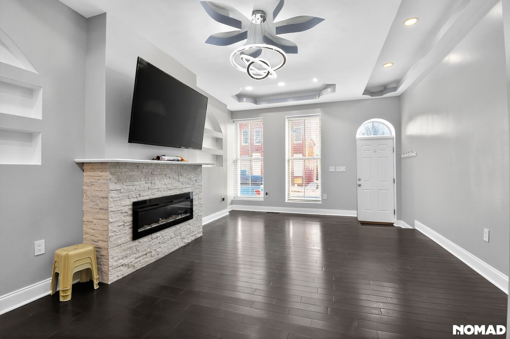 Baltimore Townhome: 118 S Fulton Ave
