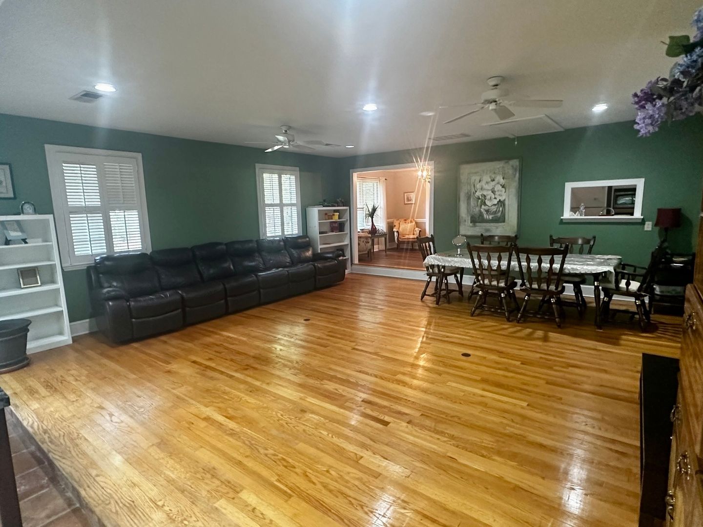 Charlotte House: 4316 Brookwood Rd