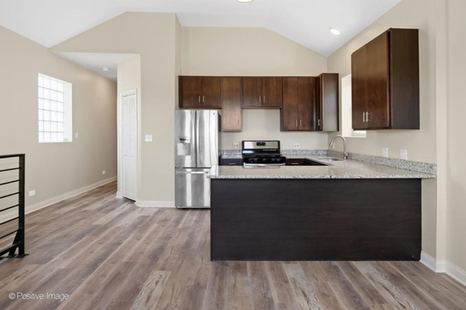Chicago Townhome: 2855 W Arthington St