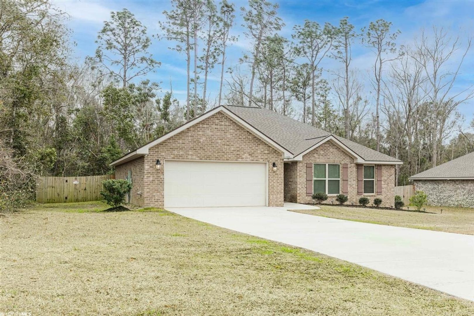 Daphne House: 1208c Whispering Pines Rd