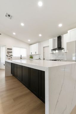 Modern Pool House in Gilbert – photo 1
