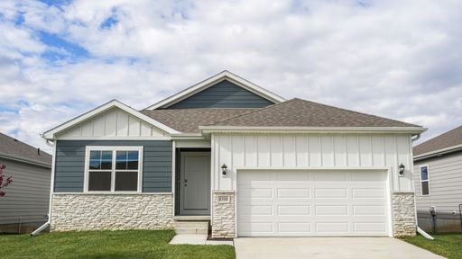 Charming 3BR House in Bennington