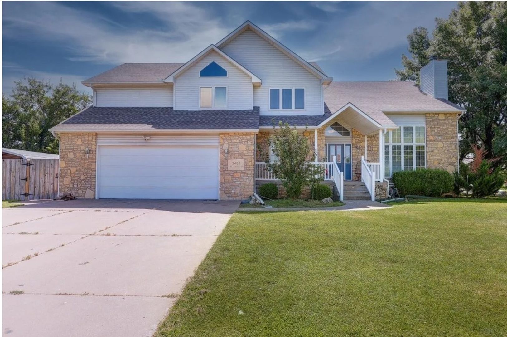 Winfield House: 3408 Lakeshore Dr