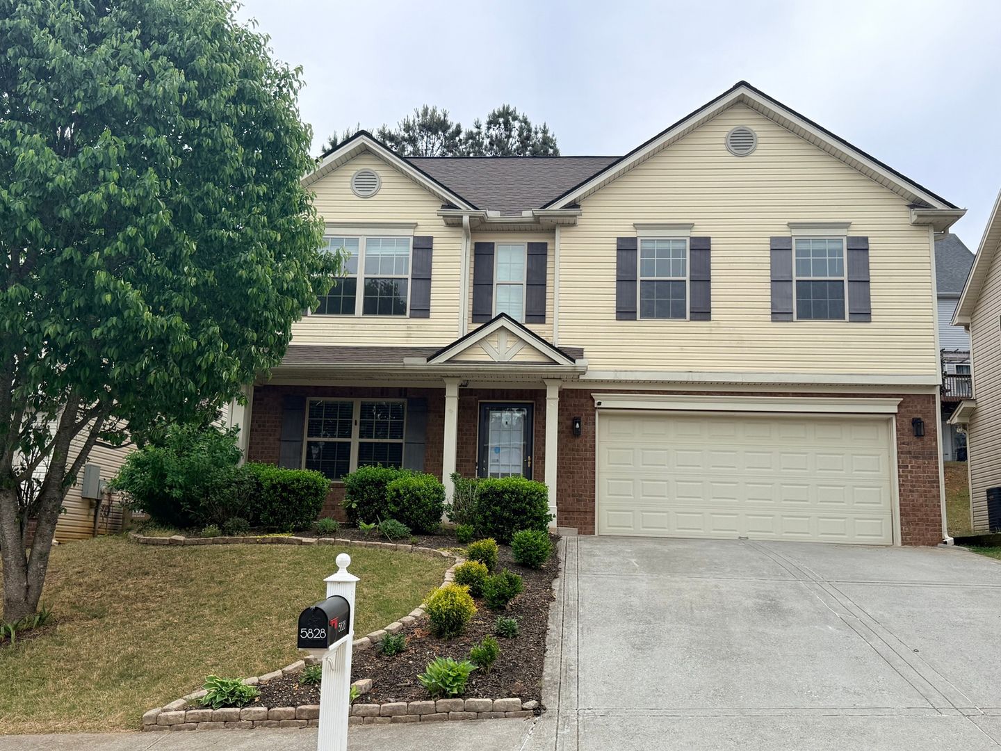 Flowery Branch House: 5828 Bradshaw Ct