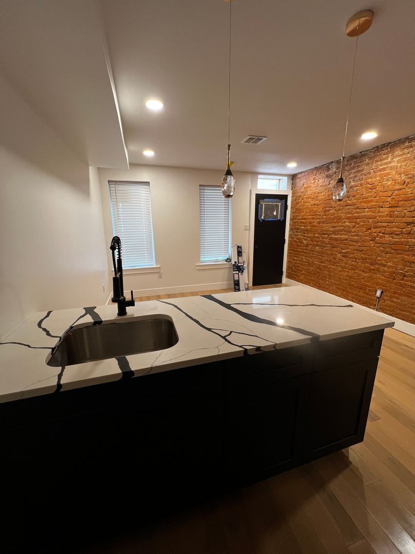 Philadelphia Townhome: 124 N Felton St