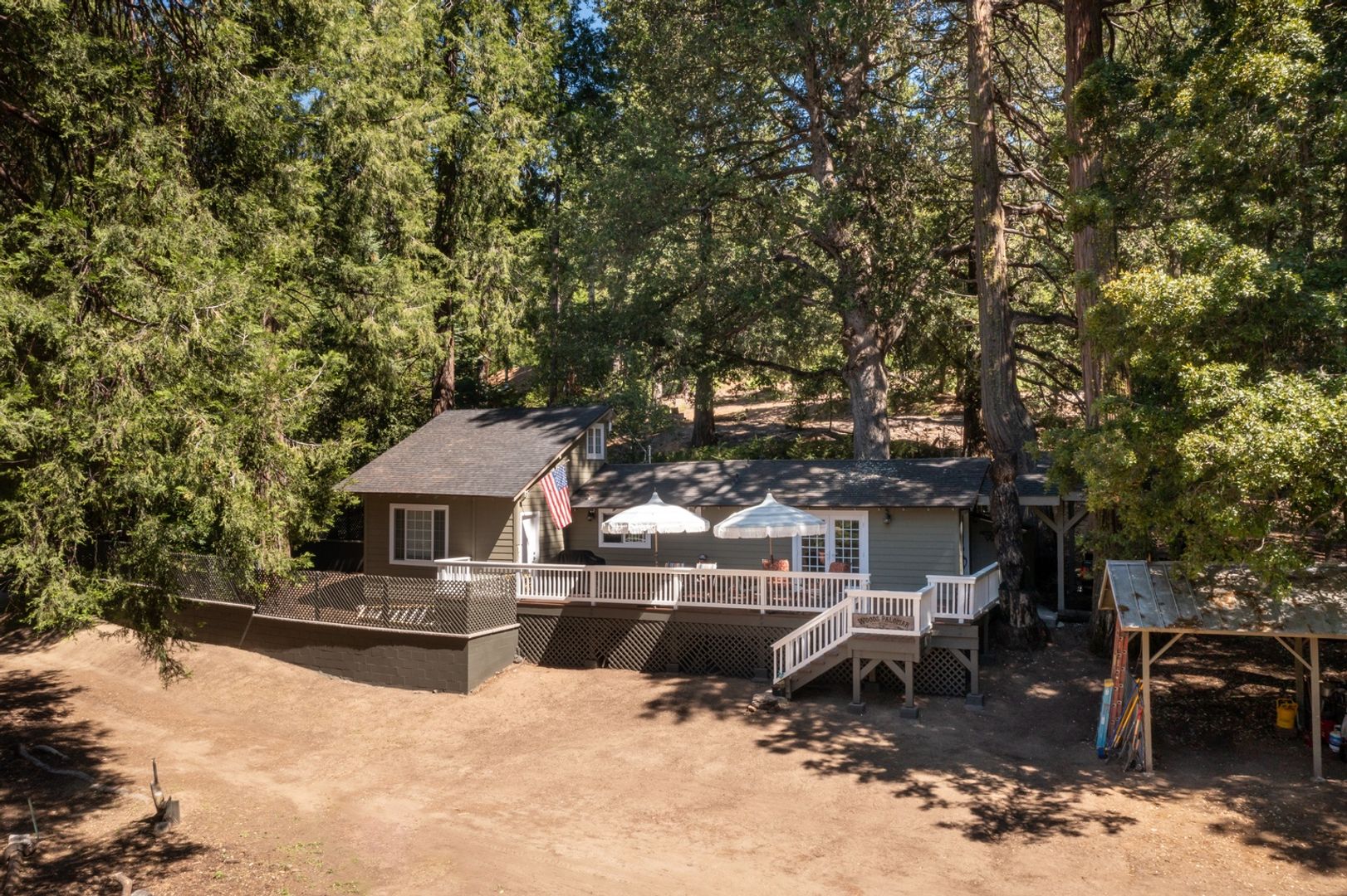 Palomar Mountain House: 33125 Canfield Rd