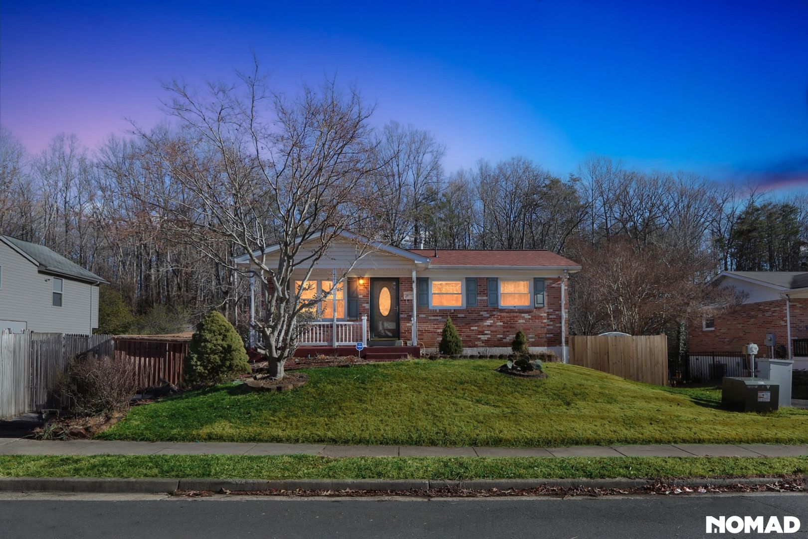 Woodbridge House: 14714 Edgewater Dr